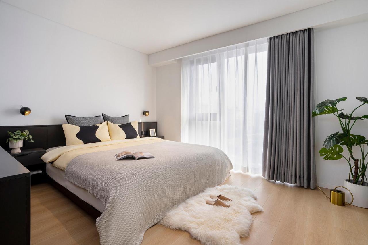 Base-Beijing Wangfujing Serviced Apartment- In Hutong &Bike Rental &Close To Forbidden City, Tian'Anmen Square &Subway Nearby &Free Coffee &Washing Machine,Kitchen &Restaurant Discount &English Speaking &High Speed Free Wifi Εξωτερικό φωτογραφία